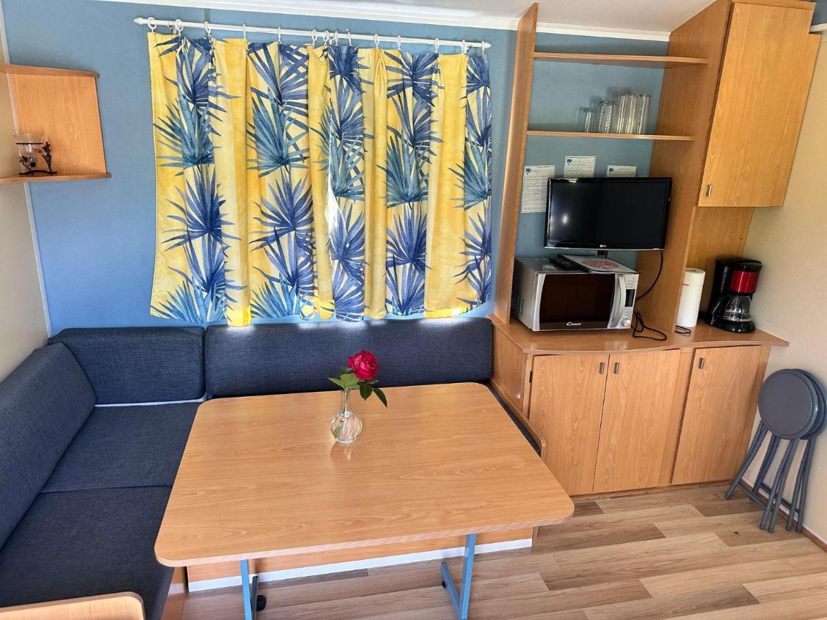 Les Eychecadous Hotell Artigat Exteriör bild