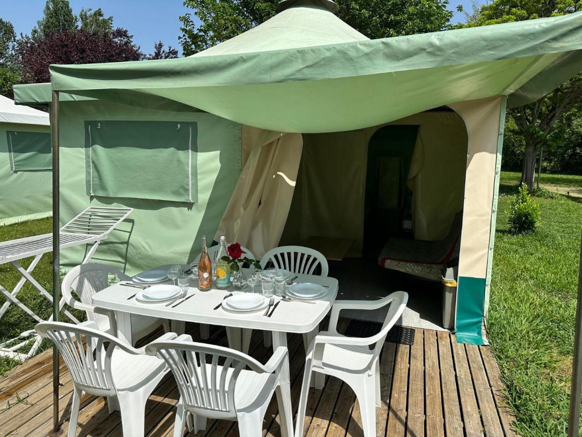 Les Eychecadous Hotell Artigat Exteriör bild