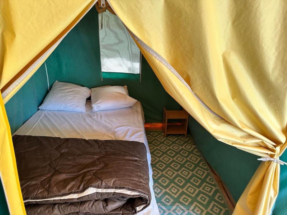 Les Eychecadous Hotell Artigat Exteriör bild